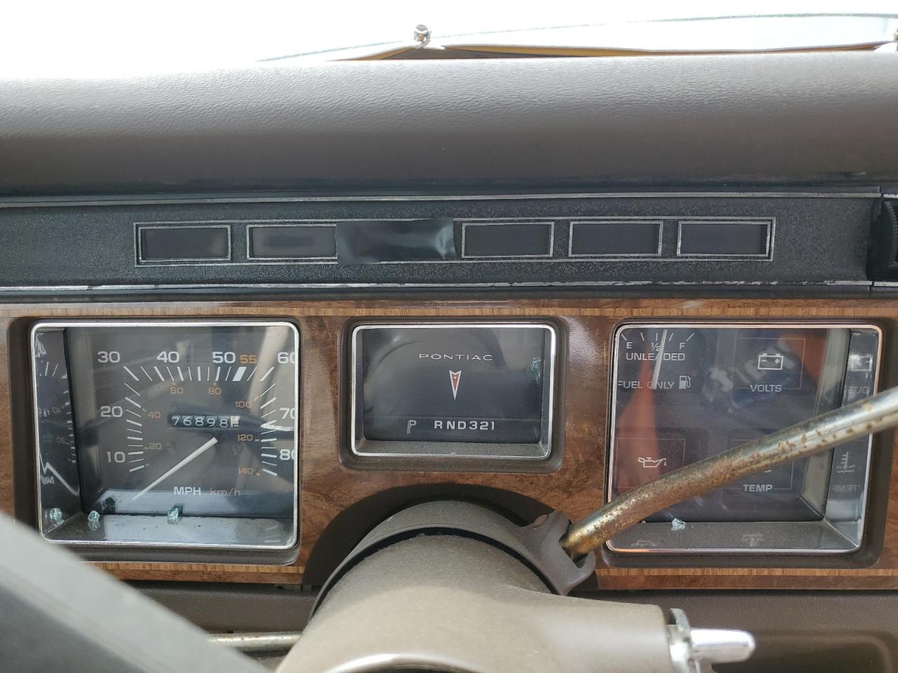 1981 Pontiac Bonneville VIN: 2G2AN37Y8B1705742 Lot: 54714325