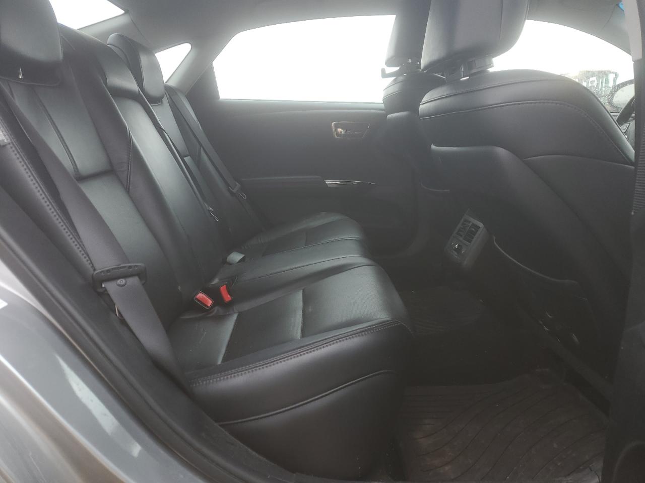 2015 Toyota Avalon - Image 10