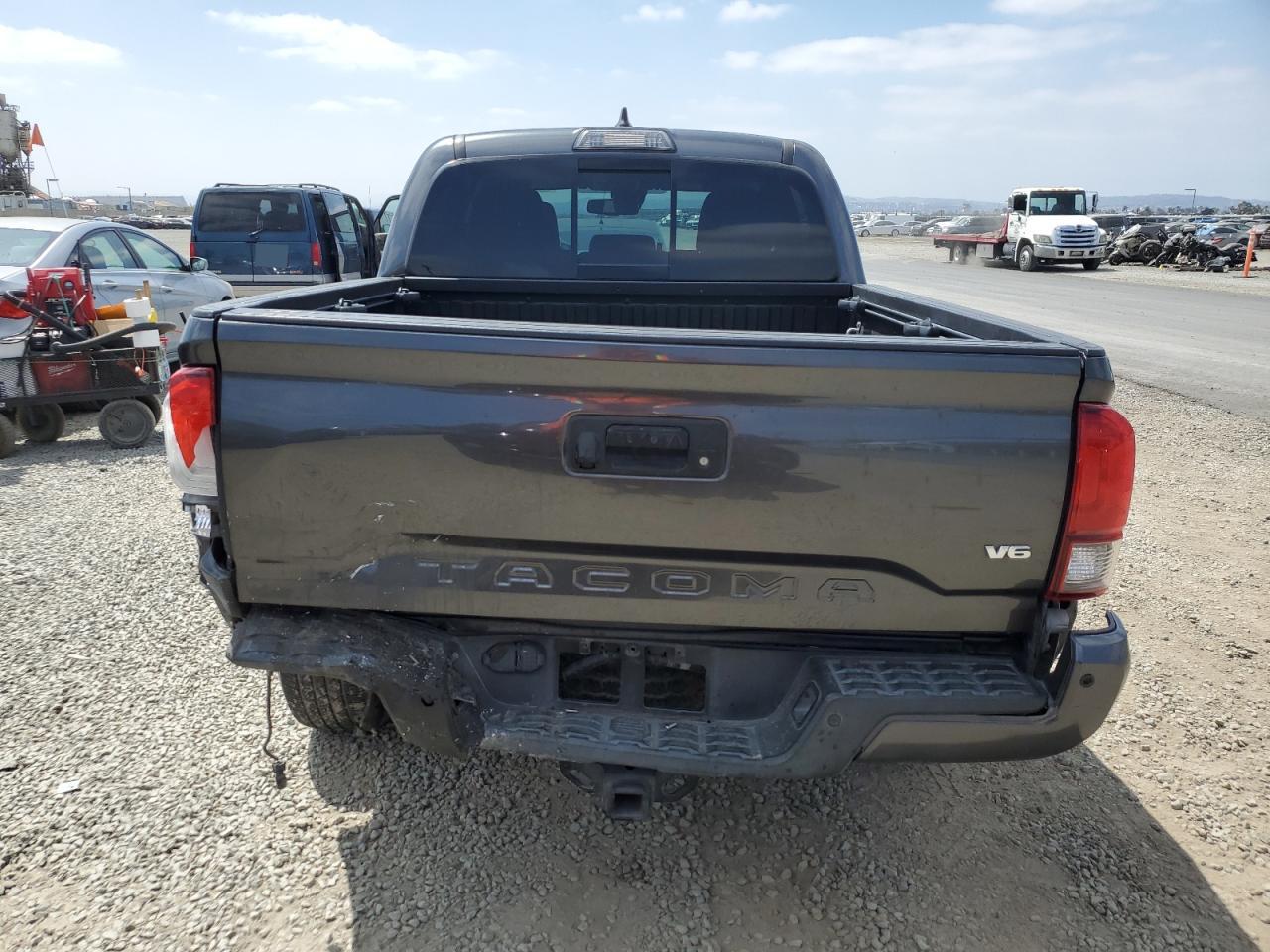 3TMAZ5CN6KM086252 2019 Toyota Tacoma Double Cab
