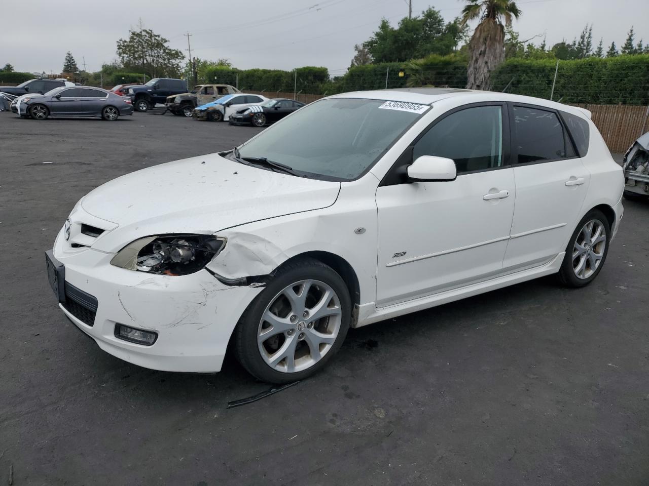 2008 Mazda 3 Hatchback იყიდება San Martin-ში, CA - Front End