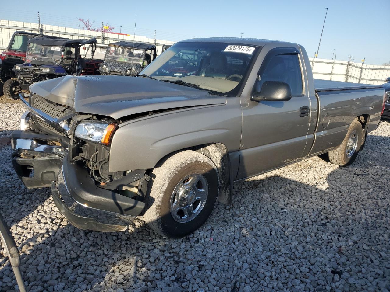 Cahokia Heights, IL에서 판매 중인 2003 Chevrolet Silverado C1500 - Front End
