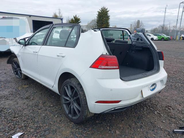 2018 VOLKSWAGEN GOLF SE NA