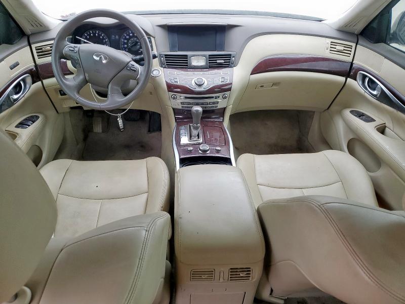  INFINITI Q70 2018 White