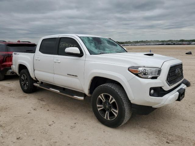  TOYOTA TACOMA 2018 Biały