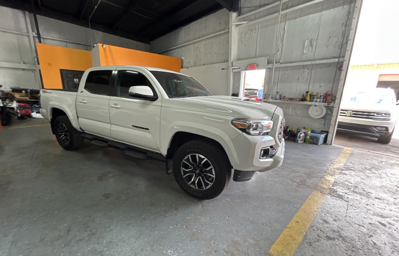 2021 Toyota Tacoma Double Cab продається в Orlando, FL - Damage History