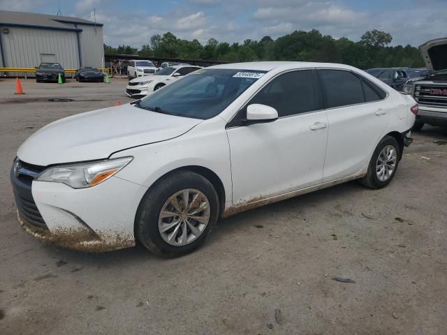 Sedans TOYOTA CAMRY 2017 Biały