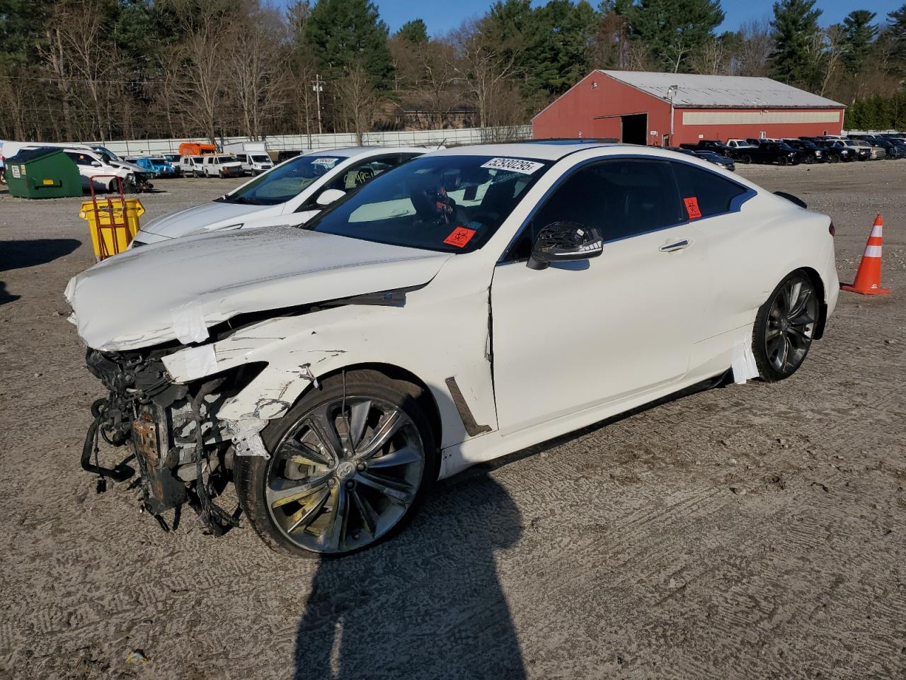 2018 Infiniti Q60 Luxe 300 იყიდება Mendon-ში, MA - Front End