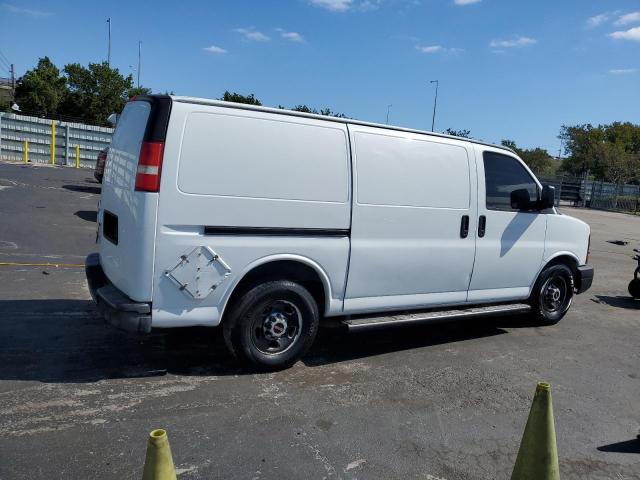 Vans CHEVROLET EXPRESS 2014 Biały