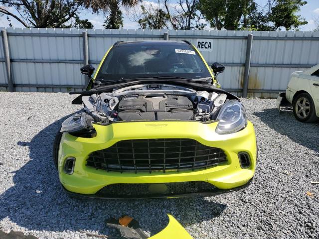  ASTON MARTIN DBX 2021 Желтый