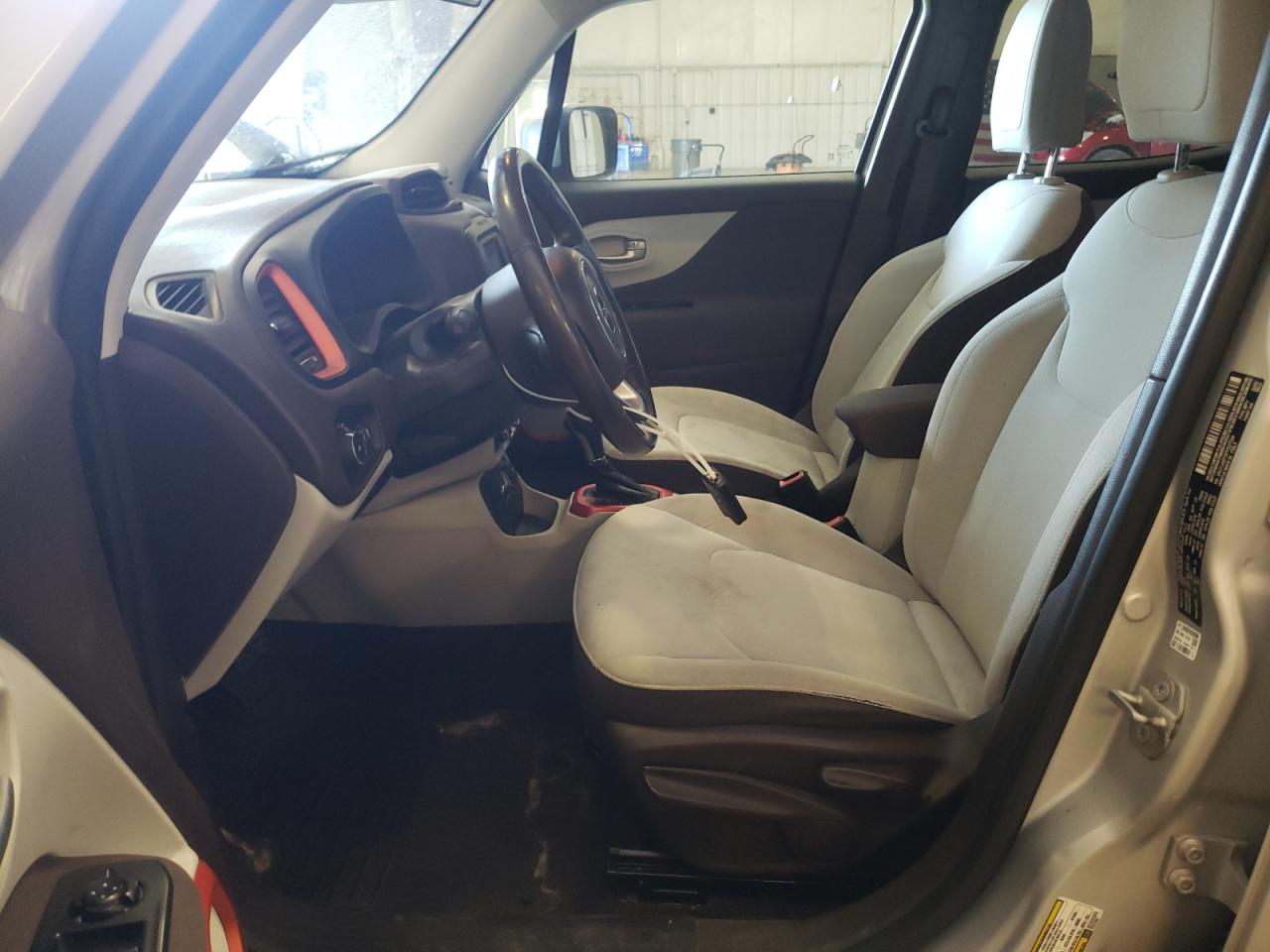 2015 Jeep Renegade Latitude VIN: ZACCJABTXFPB27204 Lot: 55433915