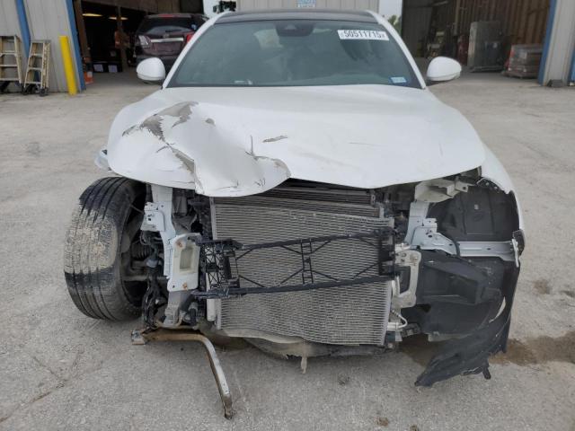  ALFA ROMEO GIULIA SUP 2022 Белы