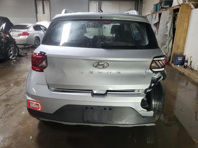  HYUNDAI VENUE 2023 Сріблястий