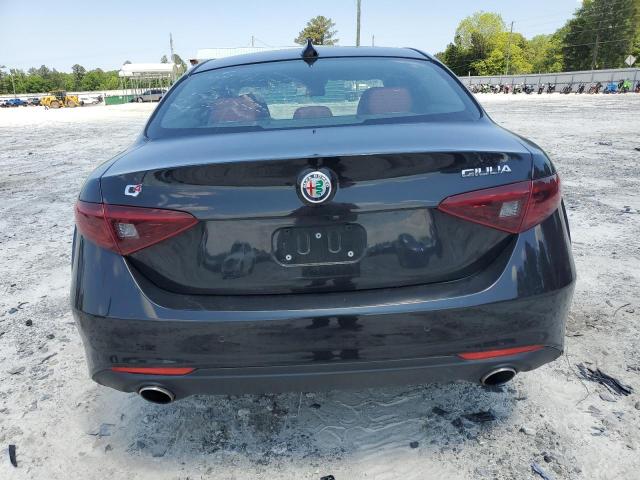  ALFA ROMEO GIULIA 2018 Czarny