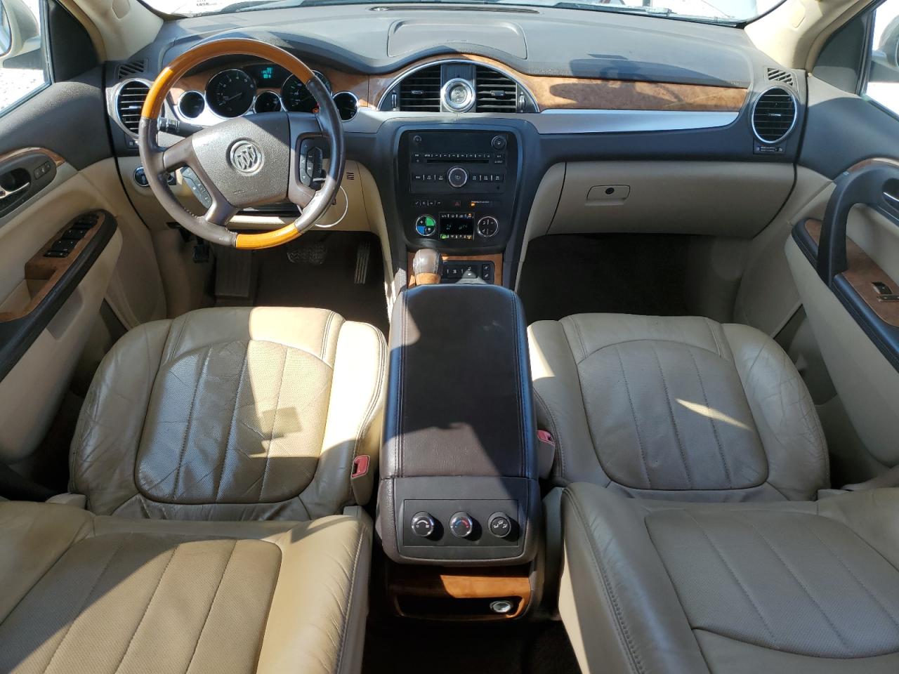 2008 Buick Enclave Cxl VIN: 5GAER23708J272636 Lot: 53093425