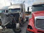 2005 Freightliner Fld132 Semi Truck იყიდება Memphis-ში, TN - Front End