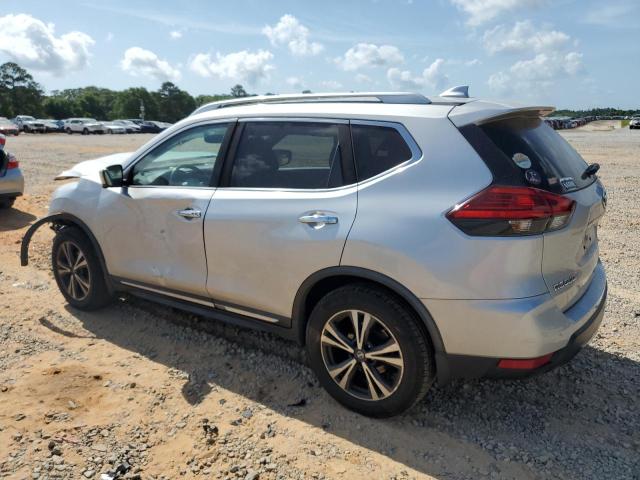  NISSAN ROGUE 2017 Серебристый