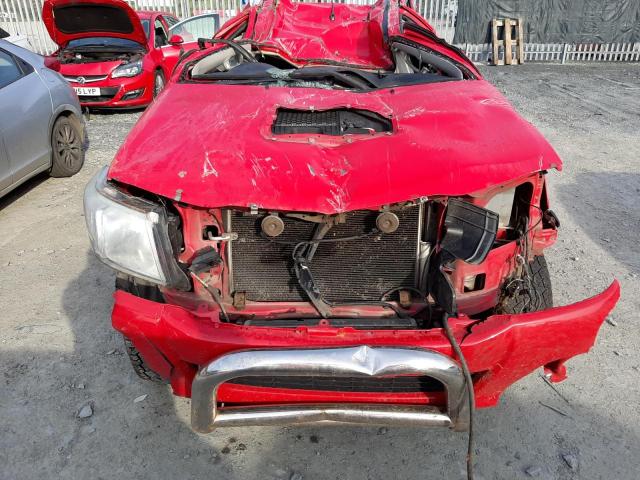 2015 TOYOTA HILUX INVI