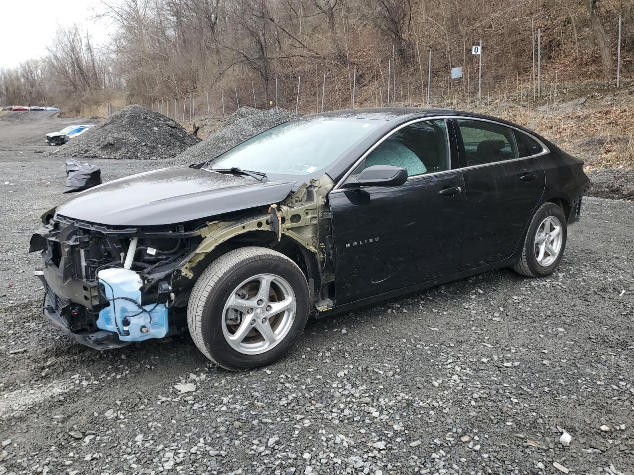 2017 Chevrolet Malibu на продаже в Marlboro, NY - Front End