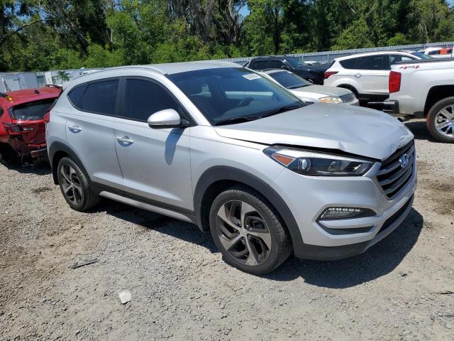  HYUNDAI TUCSON 2018 Srebrny