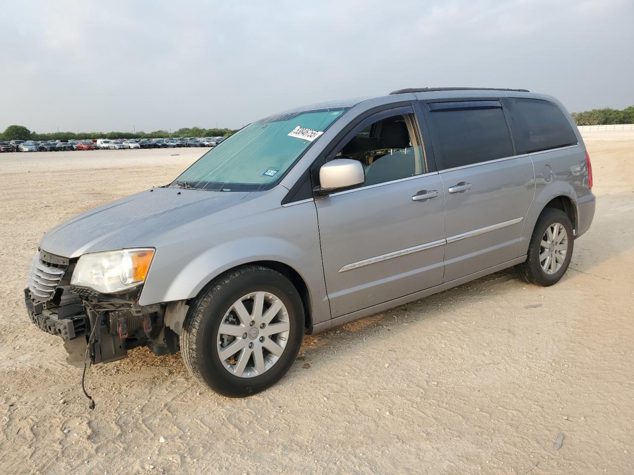 2016 Chrysler Town & Country Touring