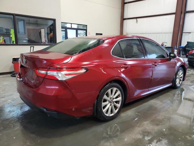  TOYOTA CAMRY 2018 Красный