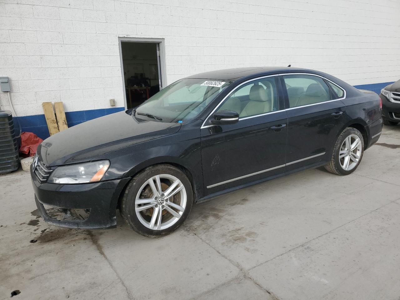 2015 Volkswagen Passat Sel for Sale in Farr West, UT - Front End