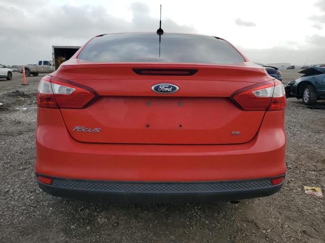  FORD FOCUS 2014 Красный