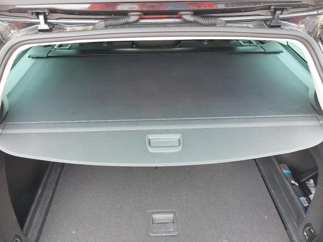 2017 VOLKSWAGEN PASSAT SE