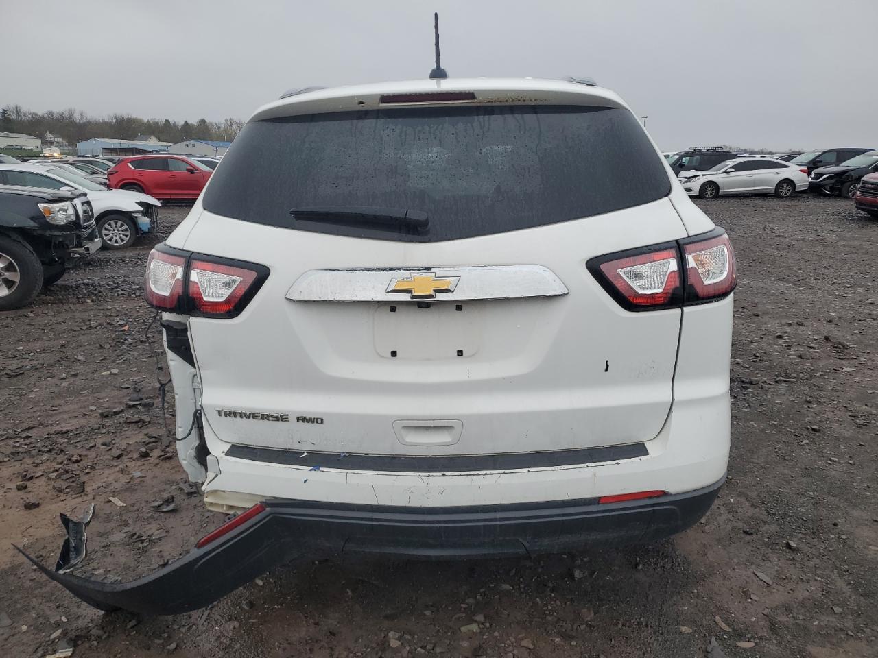 2017 Chevrolet Traverse - Image 6
