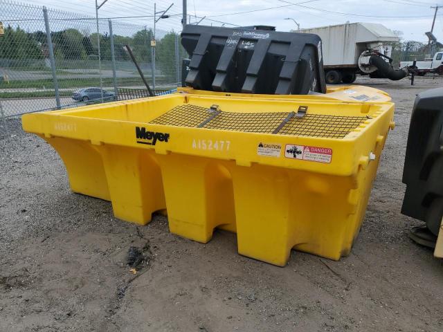 2000 Salt Spreader