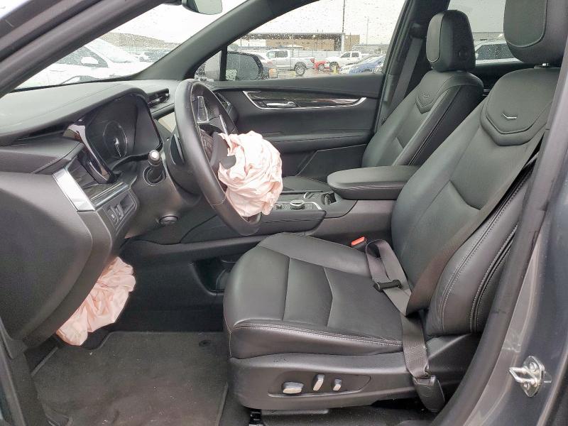  CADILLAC XT5 2021 Сірий