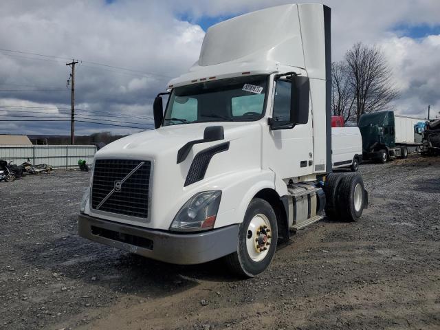 2017 VOLVO VNL SEMI TRUCK