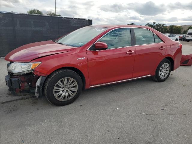  TOYOTA CAMRY 2014 Czerwony