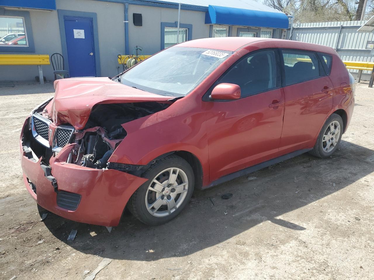 2010 Pontiac Vibe for Sale in Wichita, KS - Front End