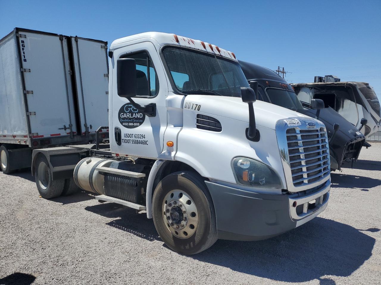 2017 Freightliner Cascadia 113 for Sale in Anthony, TX - Side