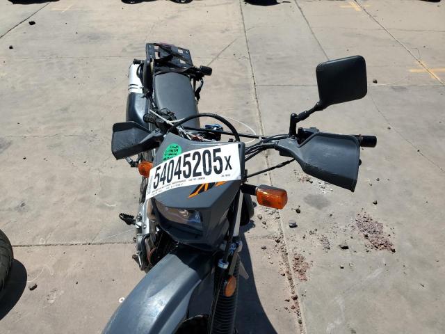 2025 SUZUKI DR650 SE