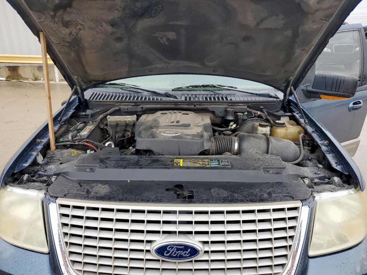 2004 Ford Expedition Eddie Bauer VIN: 1FMEU17W44LA33299 Lot: 51974555
