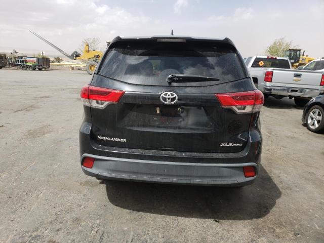  TOYOTA HIGHLANDER 2017 Czarny