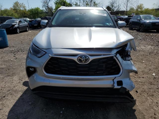  TOYOTA HIGHLANDER 2023 Srebrny