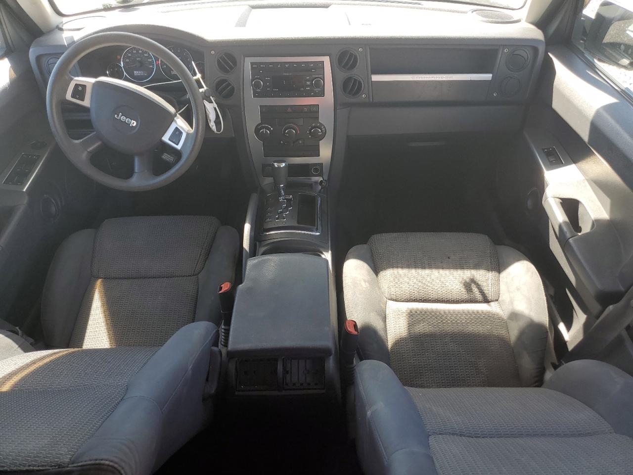 2008 Jeep Commander Sport VIN: 1J8HG48K88C162599 Lot: 52981595