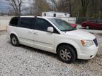 2010 Chrysler Town & Country Touring იყიდება Northfield-ში, OH - Burn