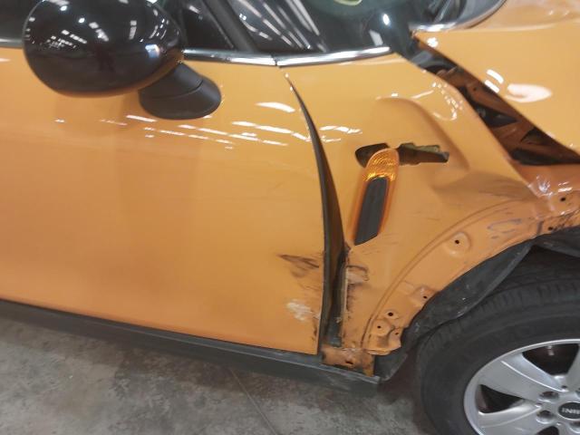 2015 MINI COOPER