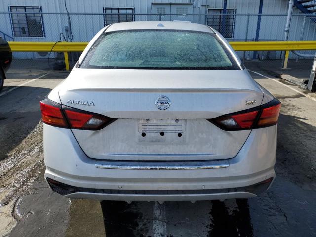  NISSAN ALTIMA 2022 Srebrny