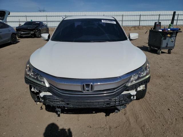 Седаны HONDA ACCORD 2017 Белы