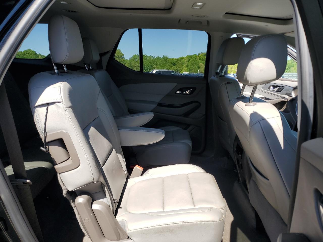 2018 Chevrolet Traverse Lt VIN: 1GNEVHKW3JJ135936 Lot: 53094745