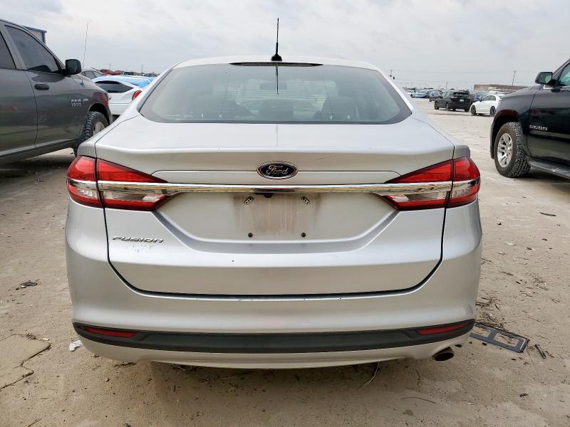 FORD FUSION 2017 Biały