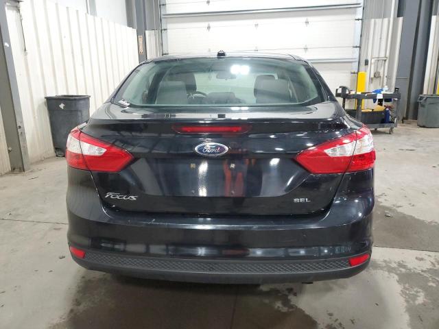  FORD FOCUS 2012 Czarny