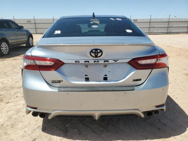  TOYOTA CAMRY 2018 Silver