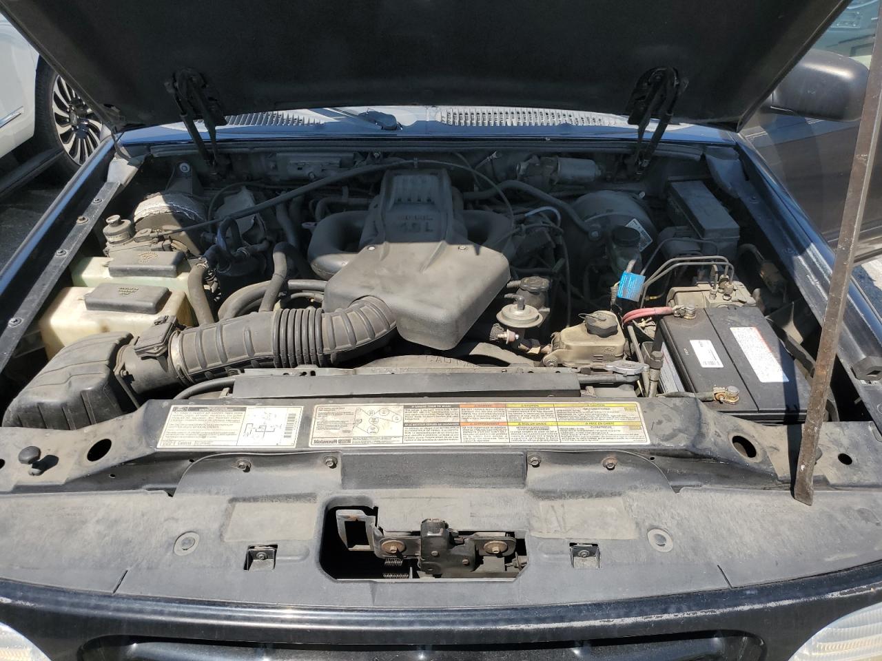1996 Ford Explorer VIN: 1FMYU22E5XUA41413 Lot: 52197125