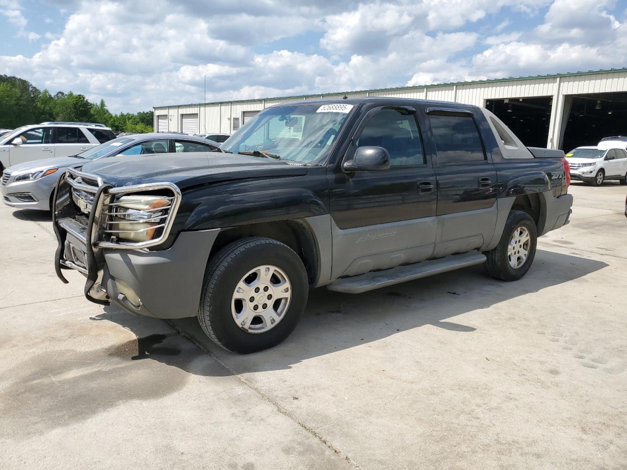 2002 Chevrolet Avalanche K1500 for Sale in Gaston, SC - Front End